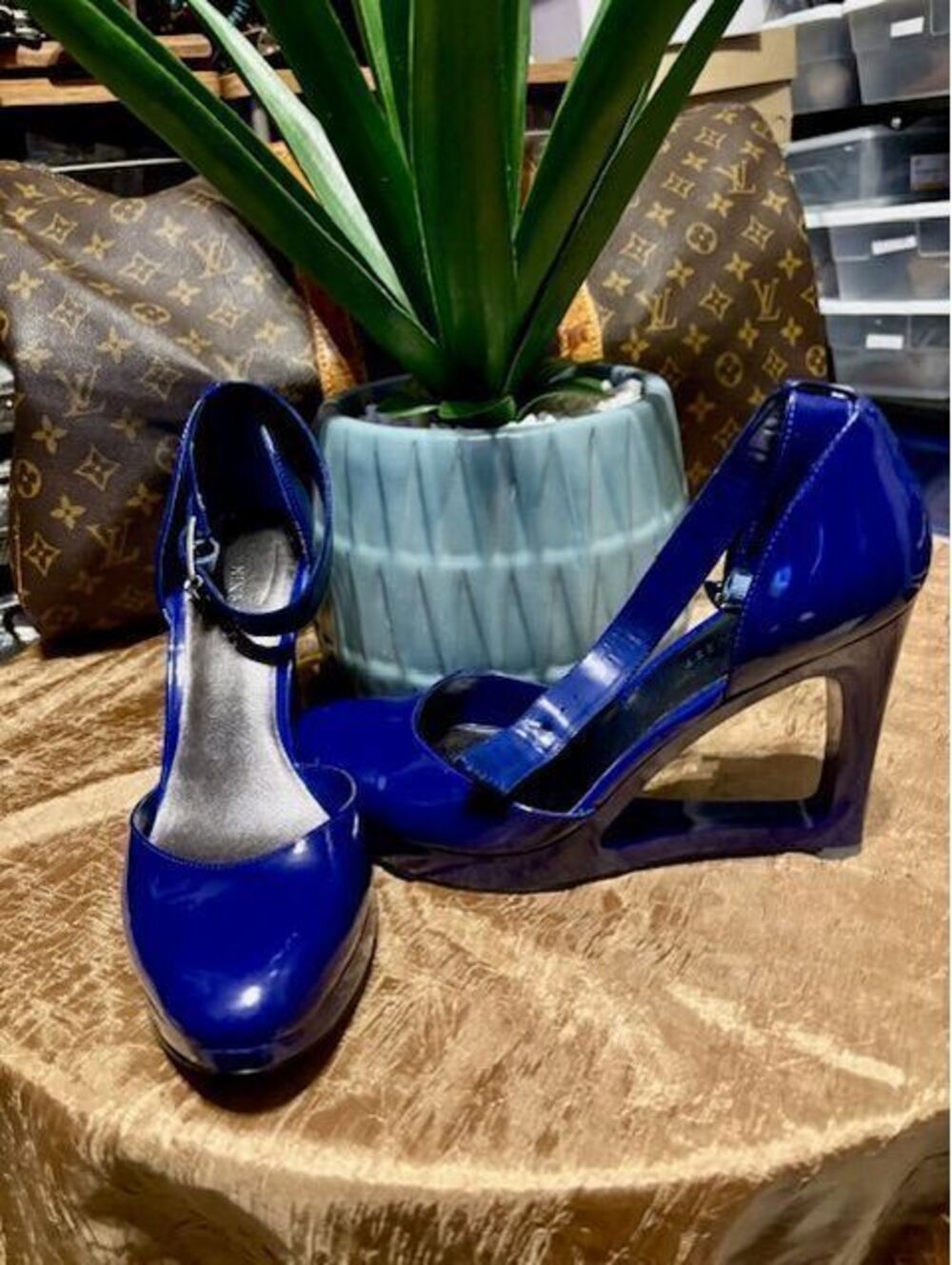 Nine West Patent Leather Geometric Hole in Platform Wedge Heel (Royal Blue) W-8